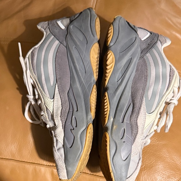 Gray and Cream Sneakers - Picture 4 of 6